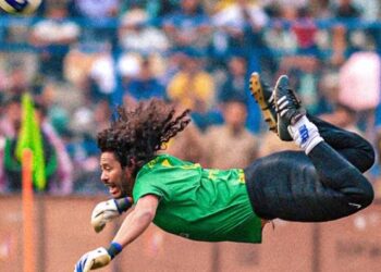 HIGUITA Y LA ATAJADA DEL ESCORPIÓN CUMPLEN 30 AÑOS