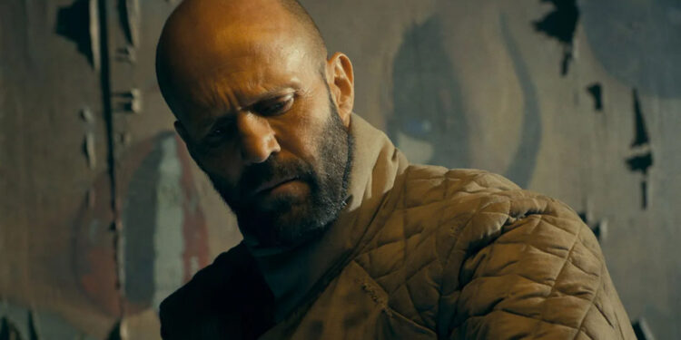 JEREMY IRONS REGRESA A THE BEEKEEPER 2 JUNTO A JASON STATHAM 1 JEREMY IRONS REGRESA A THE BEEKEEPER 2 JUNTO A JASON STATHAM