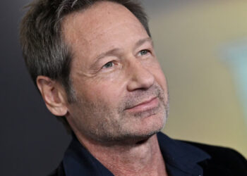 DAVID DUCHOVNY NO DESCARTA REGRESAR A EXPEDIENTE X: “ME ENCANTA ESE MUNDO”
