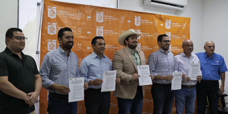 ASEGURA NUEVO LEÓN REPOBLACIÓN DE LOBINA NEGRA EN EMBALSES CLAVE PARA REACTIVAR LA PESCA DEPORTIVA; FIRMA PARQUES Y VIDA SILVESTRE CONVENIO CON MUNICIPIOS PARA LA RECUPERACIÓN DE ECOSISTEMAS 1 ASEGURA NUEVO LEÓN REPOBLACIÓN DE LOBINA NEGRA EN EMBALSES CLAVE PARA REACTIVAR LA PESCA DEPORTIVA; FIRMA PARQUES Y VIDA SILVESTRE CONVENIO CON MUNICIPIOS PARA LA RECUPERACIÓN DE ECOSISTEMAS
