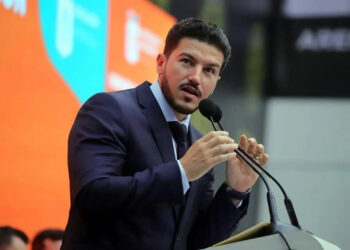 PROMUEVE SAMUEL REDUCCIÓN DE JORNADA LABORAL DE 48 A 40 HORAS; AFIRMA GOBERNADOR QUE TRABAJADORES SERÁN MÁS PRODUCTIVOS Y CREATIVOS