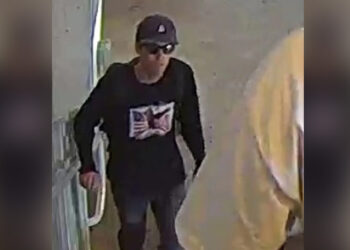 DETIENEN A ASESINO DE CHARLIE KIRK; LO DELATA SU PROPIA FAMILIA