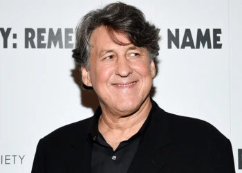 CAMERON CROWE ASEGURA QUE CLINT EASTWOOD VE A TOM CRUISE COMO UNA LEYENDA DEL CINE