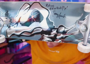 RUBIUS PIERDE UN RETO CON TONY HAWK, PERO SE LLEVA UNA TABLA LEGENDARIA