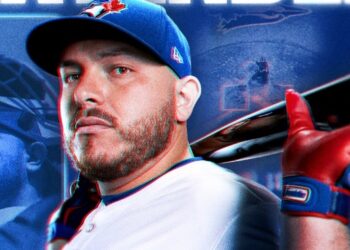 ALEJANDRO KIRK SE COLOCA ENTRE LOS FINALISTAS AL GUANTE DE ORO EN GRANDES LIGAS