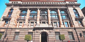 BANCO DE MÉXICO (BANXICO) ACLARA QUE NO SE HA EMITIDO UN BILLETE DE 2 000 PESOS Y DESMIENTE RUMORES 6 BANCO DE MÉXICO (BANXICO) ACLARA QUE NO SE HA EMITIDO UN BILLETE DE 2 000 PESOS Y DESMIENTE RUMORES