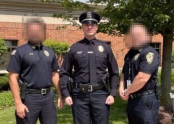 AGENTE DE ICE ARRESTA A OFICIAL LOCAL DE ILLINOIS QUE VIVÍA COMO INDOCUMENTADO