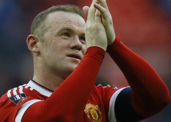 WAYNE ROONEY DEMUESTRA SU FRUSTRACIÓN CON EL MANCHESTER UNITED