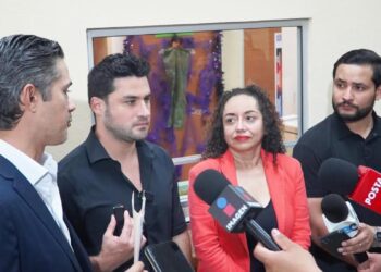 EXHORTA GLEN A ATENDER POSTE EN RIESGO DE COLAPSO EN LAS PUENTES; PIDE A CFE DESACTIVAR PELIGRO.