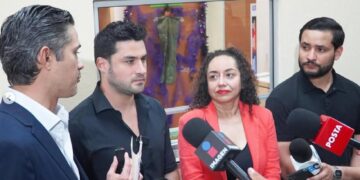 EXHORTA GLEN A ATENDER POSTE EN RIESGO DE COLAPSO EN LAS PUENTES; PIDE A CFE DESACTIVAR PELIGRO. 5 EXHORTA GLEN A ATENDER POSTE EN RIESGO DE COLAPSO EN LAS PUENTES; PIDE A CFE DESACTIVAR PELIGRO.