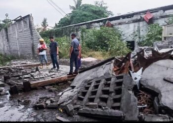 TERREMOTO DE MAGNITUD 7.4 SACUDE EL SUR DE FILIPINAS Y ACTIVA ALERTA DE TSUNAMI