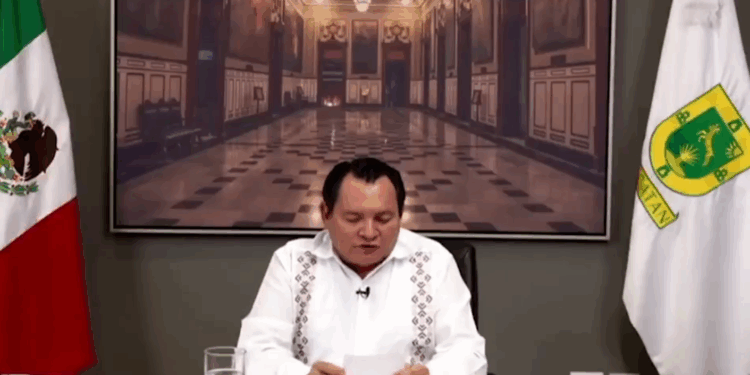 ALBUREAN EN VIVO A GOBERNADOR DE YUCATÁN; ENVÍA JOAQUÍN DÍAZ MENA SALUDOS A USUARIO “ABRAHAM CELANO”. 1 ALBUREAN EN VIVO A GOBERNADOR DE YUCATÁN; ENVÍA JOAQUÍN DÍAZ MENA SALUDOS A USUARIO “ABRAHAM CELANO”.