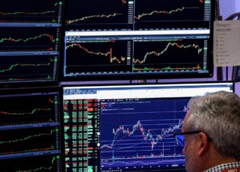 WALL STREET CAE ANTE RIESGO DE RETRASO EN DATOS ECONÓMICOS DE EU