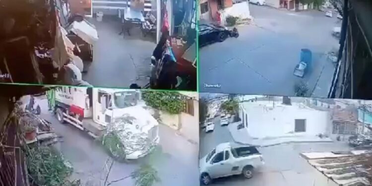 AQUÍ SE RESUELVE … ¡A GOLPES!; CAPTAN RIÑA ENTRE TRABAJADORES QUE RECOLECTAN BASURA EN MONTERREY. 1 AQUÍ SE RESUELVE … ¡A GOLPES!; CAPTAN RIÑA ENTRE TRABAJADORES QUE RECOLECTAN BASURA EN MONTERREY.