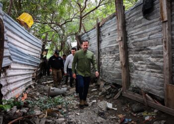 TUMBA DIVISIÓN AMBIENTAL TIRADERO CLANDESTINO EN RÍO PESQUERÍA