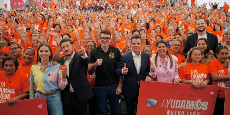 ANUNCIA SAMUEL APOYO DE 2 MIL PESOS MENSUALES PARA LAS MUJERES; AMPLÍAN COBERTURA A CUIDADORAS CON REQUISITO ÚNICO: VIVIR EN NUEVO LEÓN.