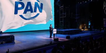 ROMPE PAN ALIANZA CON EL PRI; SE ENCIENDEN LAS ALARMAS EN NUEVO LEÓN, DONDE ADRIÁN GANÓ LA ALCALDÍA DE MONTERREY CON MÁS VOTOS PANISTAS 6 ROMPE PAN ALIANZA CON EL PRI; SE ENCIENDEN LAS ALARMAS EN NUEVO LEÓN, DONDE ADRIÁN GANÓ LA ALCALDÍA DE MONTERREY CON MÁS VOTOS PANISTAS