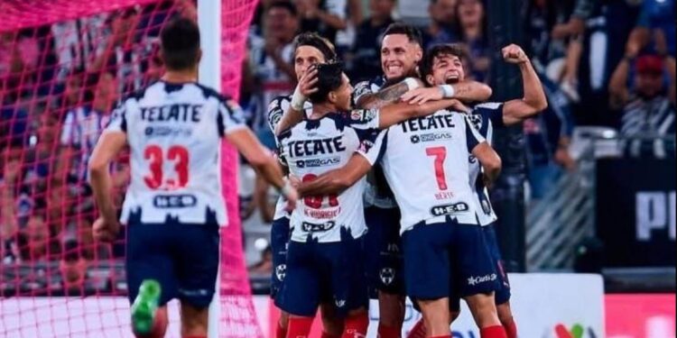 GANAN, GUSTAN Y GOLEAN; VENCEN RAYADOS 4-2 A BRAVOS DE CIUDAD JUÁREZ Y SON TERCEROS EN LA TABLA 1 GANAN, GUSTAN Y GOLEAN; VENCEN RAYADOS 4-2 A BRAVOS DE CIUDAD JUÁREZ Y SON TERCEROS EN LA TABLA