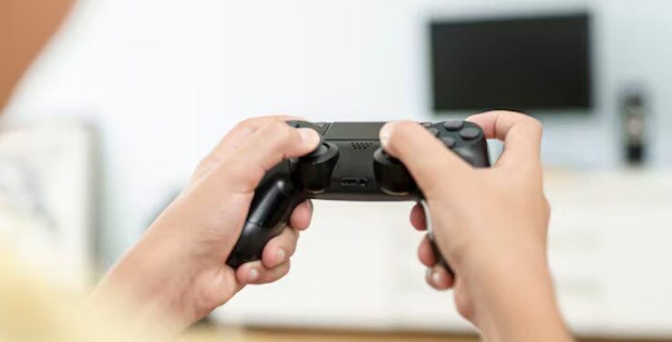 NIÑO AMENAZA CON LLAMAR A LA POLICÍA TRAS DESCUBRIR QUE SU PADRE COMPRÓ ZAPATOS Y NO UNA CONSOLA