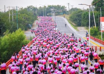 CORREN CONTRA EL CÁNCER; PARTICIPAN MÁS DE 2 MIL EN PRIMER TROTE 5 K DE SALINAS VICTORIA 3 CORREN CONTRA EL CÁNCER; PARTICIPAN MÁS DE 2 MIL EN PRIMER TROTE 5 K DE SALINAS VICTORIA