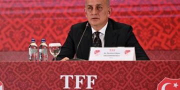 CRISIS ARBITRAL EN TURQUÍA: AL MENOS 371 ÁRBITROS TIENEN CUENTAS DE APUESTAS, SEGÚN LA FEDERACIÓN 3 CRISIS ARBITRAL EN TURQUÍA: AL MENOS 371 ÁRBITROS TIENEN CUENTAS DE APUESTAS, SEGÚN LA FEDERACIÓN