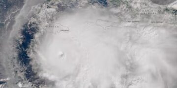 HURACÁN MELISSA AMENAZA A JAMAICA CON DAÑOS “CATASTRÓFICOS” 3 HURACÁN MELISSA AMENAZA A JAMAICA CON DAÑOS “CATASTRÓFICOS”