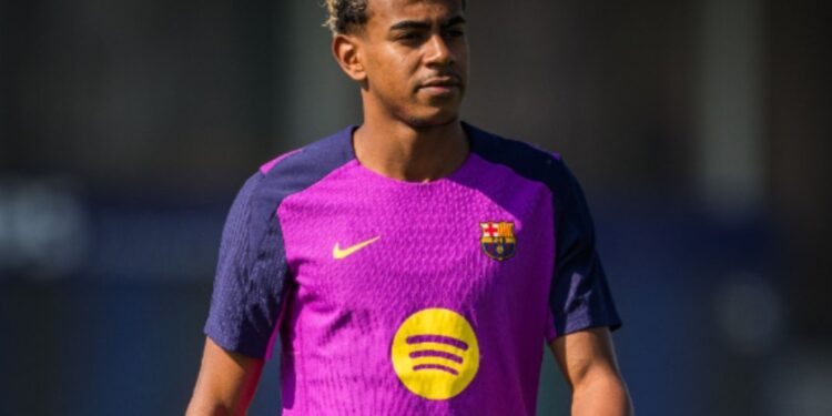 BARCELONA CONFIRMA BAJA DE LAMINE YAMAL POR RECAÍDA EN EL PUBIS, FUERA HASTA TRES SEMANAS 1 BARCELONA CONFIRMA BAJA DE LAMINE YAMAL POR RECAÍDA EN EL PUBIS, FUERA HASTA TRES SEMANAS