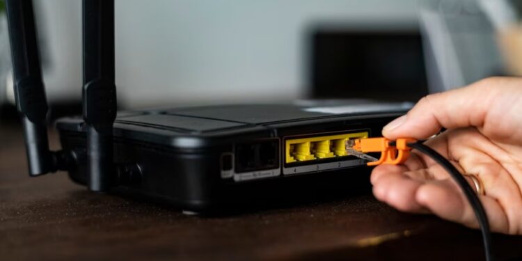 EL OBJETO QUE PODRÍA SER TU PEOR ENEMIGO: INTERFERENCIA SILENCIOSA EN TU WI-FI 1 EL OBJETO QUE PODRÍA SER TU PEOR ENEMIGO: INTERFERENCIA SILENCIOSA EN TU WI-FI