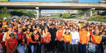 ADVIERTE SAMUEL: ‘CERO TOLERANCIA A QUIEN TIRE BASURA EN EL RÍO SANTA CATARINA’; ENCABEZA GOBERNADOR JORNADA DEL VOLUNTARIADO ‘LEONES EN ACCIÓN’ 2 img 4133