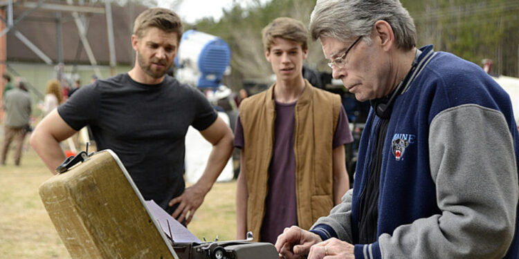 STEPHEN KING DEFIENDE “LA CÚPULA” A PESAR DE LAS CRÍTICAS POR SU SEGUNDA TEMPORADA