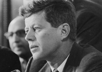 NETFLIX DESARROLLA SERIE SOBRE LA DINASTÍA KENNEDY