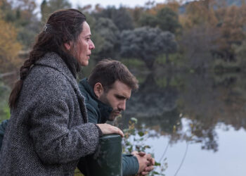 NETFLIX PRESENTA EL PRIMER ADELANTO DE “EL CUCO DE CRISTAL”, SU NUEVA SERIE DE INTRIGA