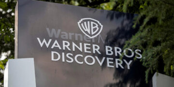 WARNER BROS. DISCOVERY SE PONE OFICIALMENTE A LA VENTA Y DESPIERTA INTERÉS DE NETFLIX Y COMCAST 2 WARNER BROS. DISCOVERY SE PONE OFICIALMENTE A LA VENTA Y DESPIERTA INTERÉS DE NETFLIX Y COMCAST
