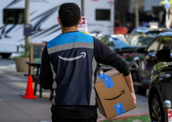 DESPEDIRÁ AMAZON A 14 MIL PARA SUSTITUIRLOS CON INTELIGENCIA ARTIFICIAL