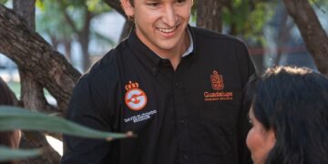 ENTREGA DAVID ELIZONDO LENTES GRATUITOS; ARMA REGIDOR NARANJA BRIGADA EN COLONIA AZTECA 3 ENTREGA DAVID ELIZONDO LENTES GRATUITOS; ARMA REGIDOR NARANJA BRIGADA EN COLONIA AZTECA