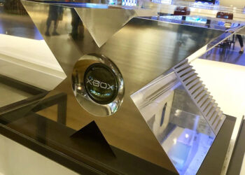 FAN RECONSTRUYE EL PROTOTIPO DE LA PRIMERA XBOX, VALORADO EN 15 000 EUROS