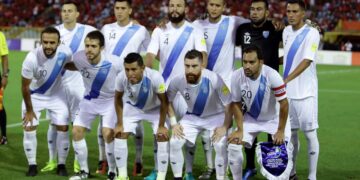 FIFA IMPONE MULTAS Y RESTRICCIONES A GUATEMALA Y EL SALVADOR POR ACTOS DE RACISMO DURANTE LAS ELIMINATORIAS