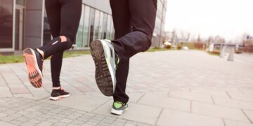 CONDUCTOR EN FLORIDA ES ARRESTADO POR INTENTAR ATROPELLAR A UN CLUB DE CORREDORES LGBTQ+ 2 CONDUCTOR EN FLORIDA ES ARRESTADO POR INTENTAR ATROPELLAR A UN CLUB DE CORREDORES LGBTQ+