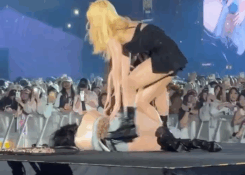 SE DESMAYA EN EL ESCENARIO ESTRELLA DE K-POP; PIERDE CONOCIMIENTO TRAS PERDER 10 KILOS EN APENAS UN MES