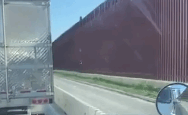 CAEN MUJERES DEL MURO FRONTERIZO AL INTENTAR CRUZAR A ESTADOS UNIDOS 1 CAEN MUJERES DEL MURO FRONTERIZO AL INTENTAR CRUZAR A ESTADOS UNIDOS