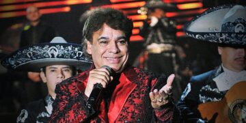 JUAN GABRIEL CONQUISTA NETFLIX CON SU DOCUMENTAL “DEBO, PUEDO Y QUIERO” 2 JUAN GABRIEL CONQUISTA NETFLIX CON SU DOCUMENTAL “DEBO, PUEDO Y QUIERO”