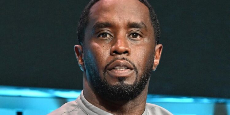 SEAN ‘DIDDY’ COMBS VE RETRASADA SU SALIDA DE PRISIÓN POR PRESUNTAS VIOLACIONES DE NORMAS