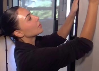 KIM KARDASHIAN SE ROMPE EN LLANTO TRAS REPROBAR EL EXAMEN DE ABOGACÍA, PERO ASEGURA QUE NO ABANDONARÁ SU SUEÑO