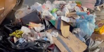 ¿AQUÍ SE RESUELVE? EXHIBE MARIANA BASURA ALREDEDOR DE LA BASÍLICA