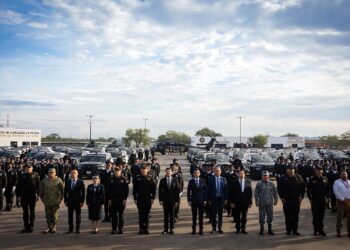 BLINDA ESTADO CARRETERAS; PRESENTA SAMUEL NUEVA DIVISIÓN DE CAMINOS DE FUERZA CIVIL CON 200 PATRULLAS SUV POLICE INTERCEPTOR Y DURANGO