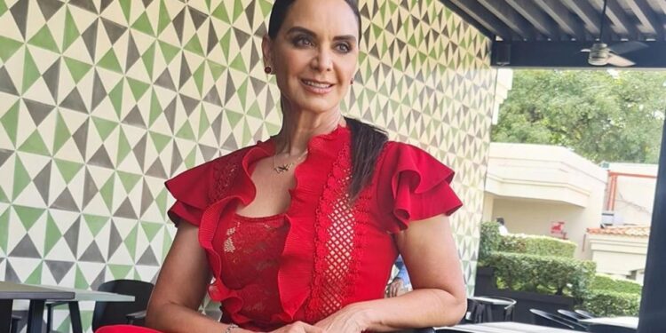 LUPITA JONES SALE EN DEFENSA DE FÁTIMA BOSCH ANTE OLA DE CRÍTICAS POR SU CORONACIÓN EN MISS UNIVERSO 2025