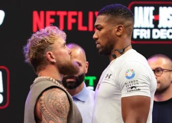 JAKE PAUL Y ANTHONY JOSHUA SE VIERON POR PRIMERA VEZ EN MIAMI PREVIO A SU PELEA DEL 19 DE DICIEMBRE