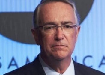 RICARDO SALINAS PLIEGO SUFRE UN NUEVO REVÉS: JUEZA NIEGA LEVANTAR BLOQUEO A CUENTAS DE GANADOR AZTECA