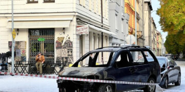 NUEVA PELÍCULA DE RESIDENT EVIL DESATA EL CAOS EN PRAGA 6 NUEVA PELÍCULA DE RESIDENT EVIL DESATA EL CAOS EN PRAGA