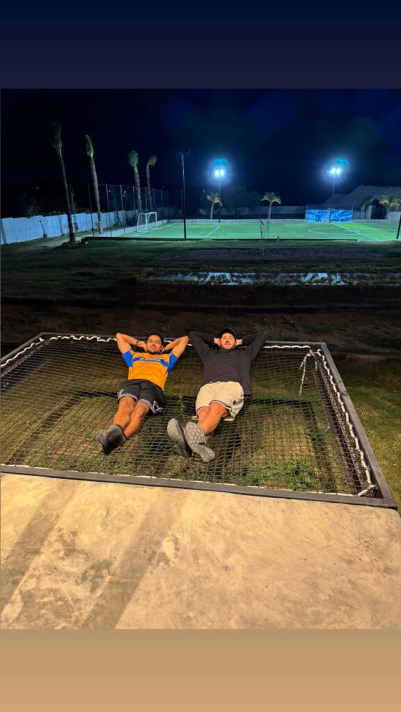 photo 2025 11 10 18 24 06